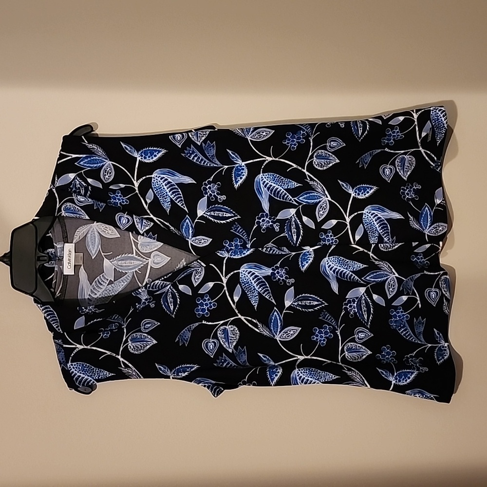 Calvin Klein Top - Size L